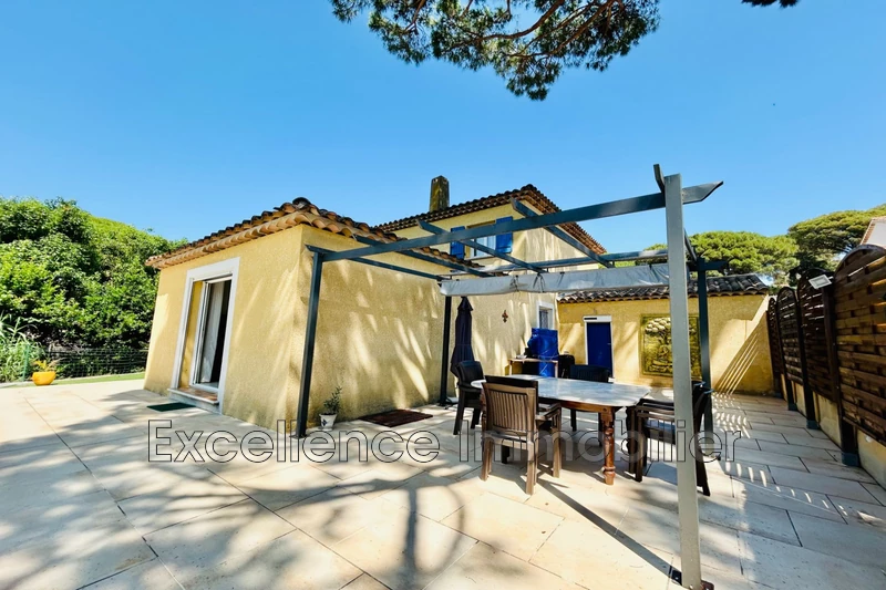Photo n°4 - Vente Maison villa Sainte-Maxime 83120 - 975 000 €