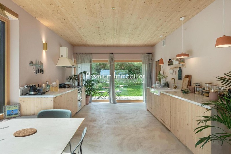 Location saisonnière villa Venelles  