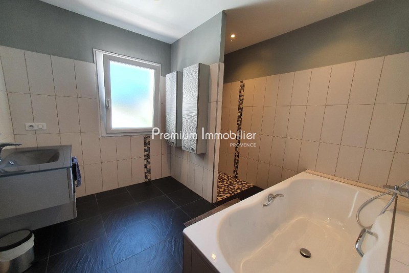 Location saisonnière villa Saint-Cannat  
