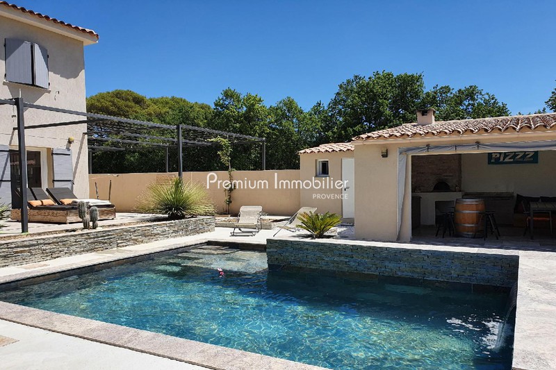 Location saisonnière villa Saint-Cannat  