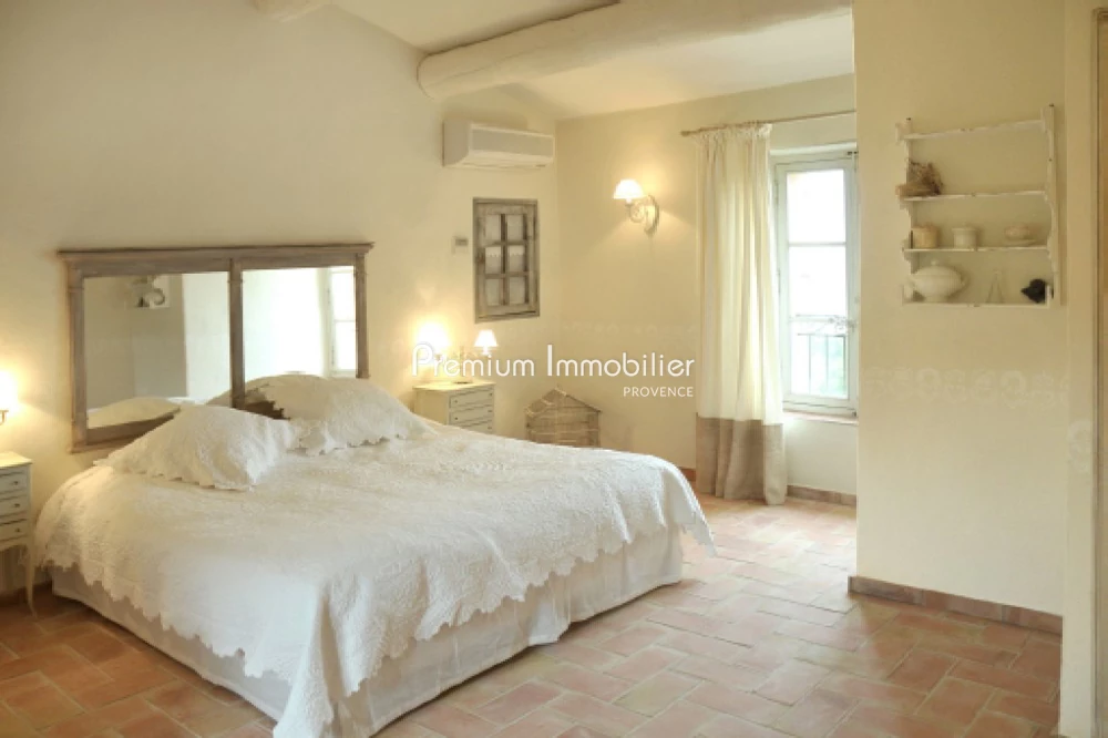 Location saisonnière villa Trets 