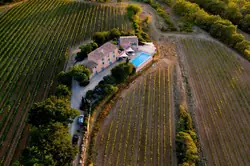 Location saisonnière villa Trets 