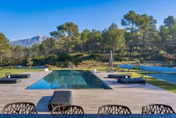 Location villa Aix-en-Provence  