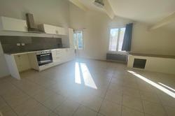 Location appartement Le Puy-Sainte-Réparade  
