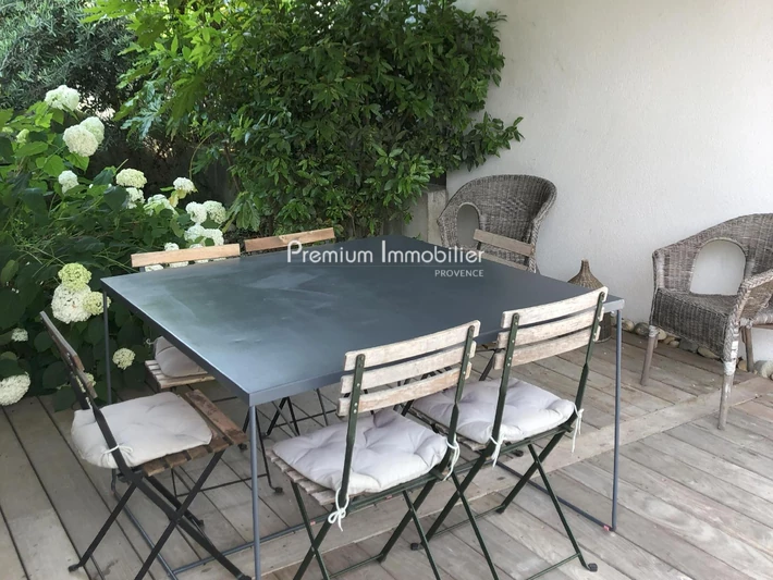 Location villa Aix-en-Provence  