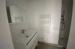 Location appartement Le Puy-Sainte-Réparade 