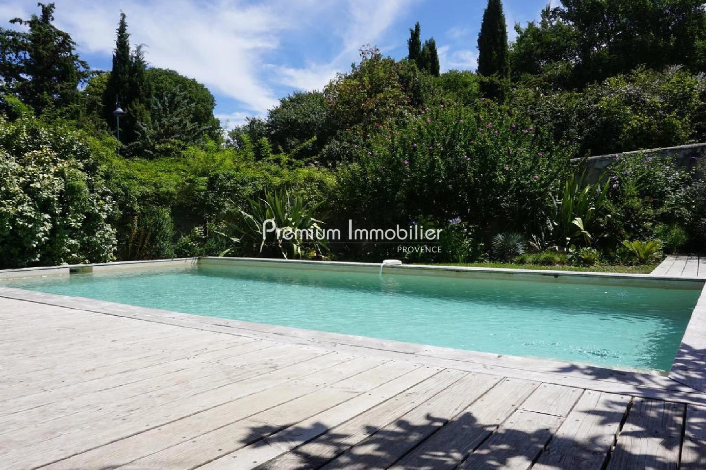 Location villa Le Puy-Sainte-Réparade 