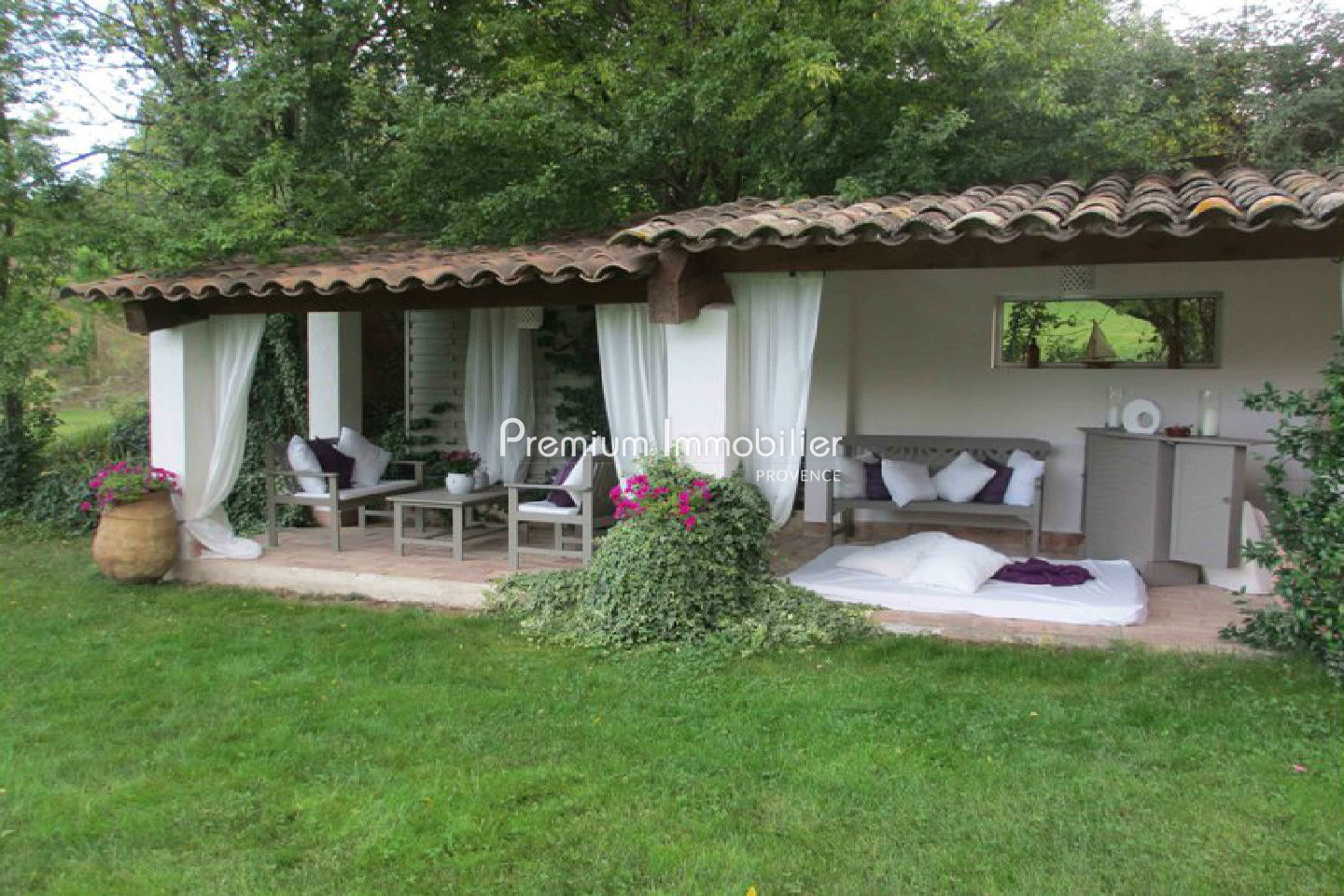 Location saisonnière maison La Motte-d'Aigues 
