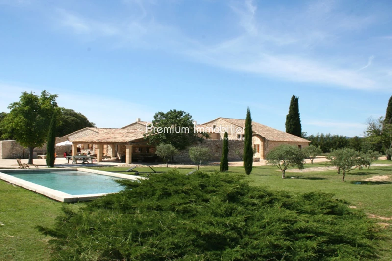 Location saisonnière maison Saint-Cannat  