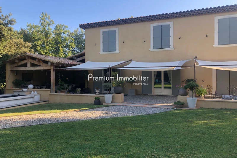 Location saisonnière villa Fuveau  