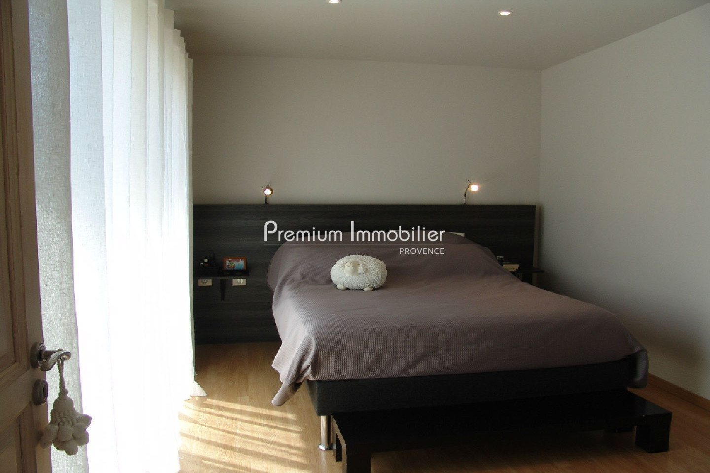 Location saisonnière villa Cucuron 