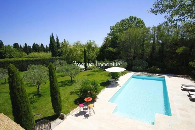 Location saisonnière villa Saint-Rémy-de-Provence  