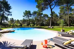 Location saisonnière villa Rognes 