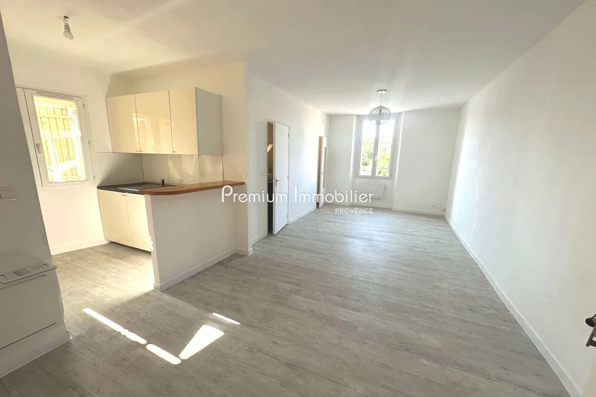 Vente appartement Le Puy-Sainte-Réparade 