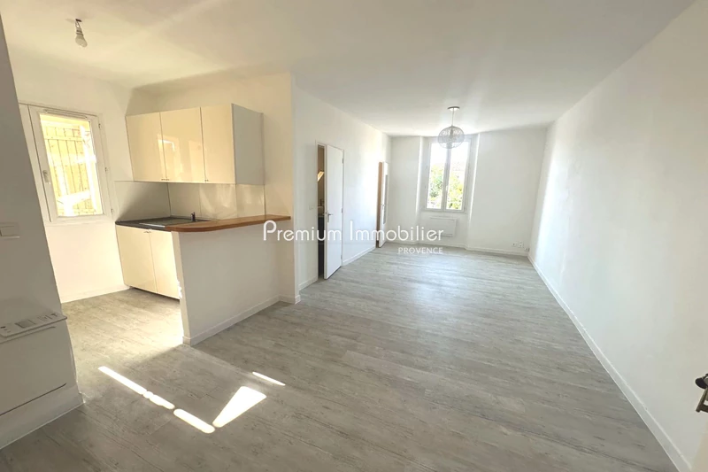 Vente apartment Le Puy-Sainte-Réparade  