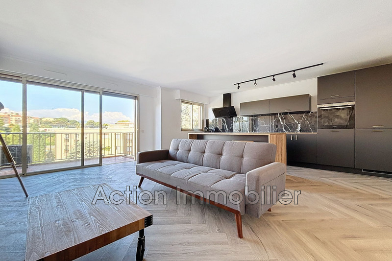 appartement  3 pièces  Antibes   66 m² -   