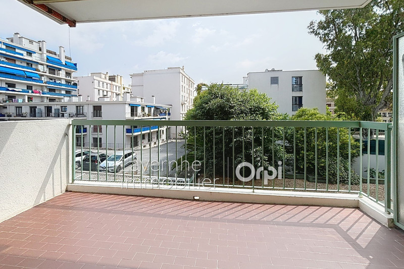 appartement  3 rooms  Juan-les-Pins Downtown  72 m² -   