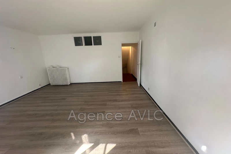 Location maison Arles  