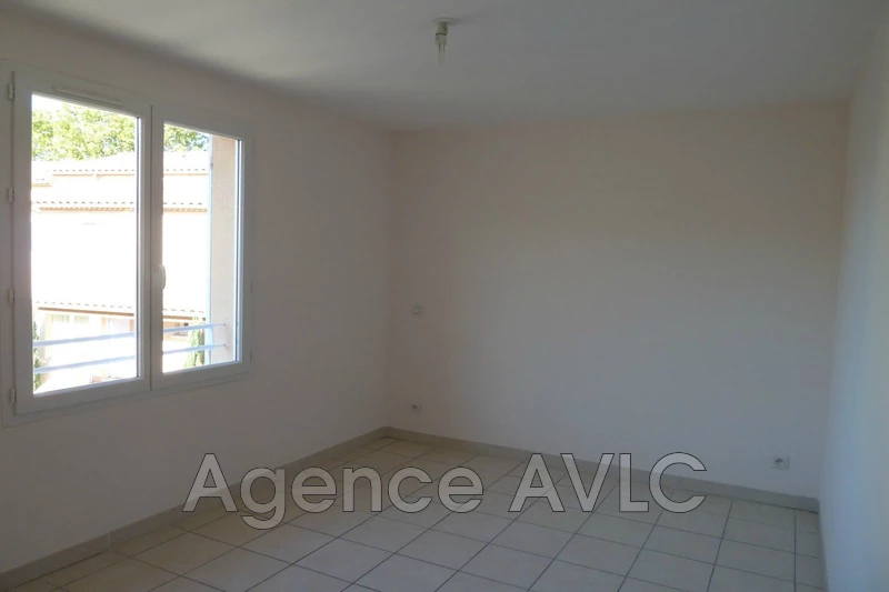 Location maison Arles  