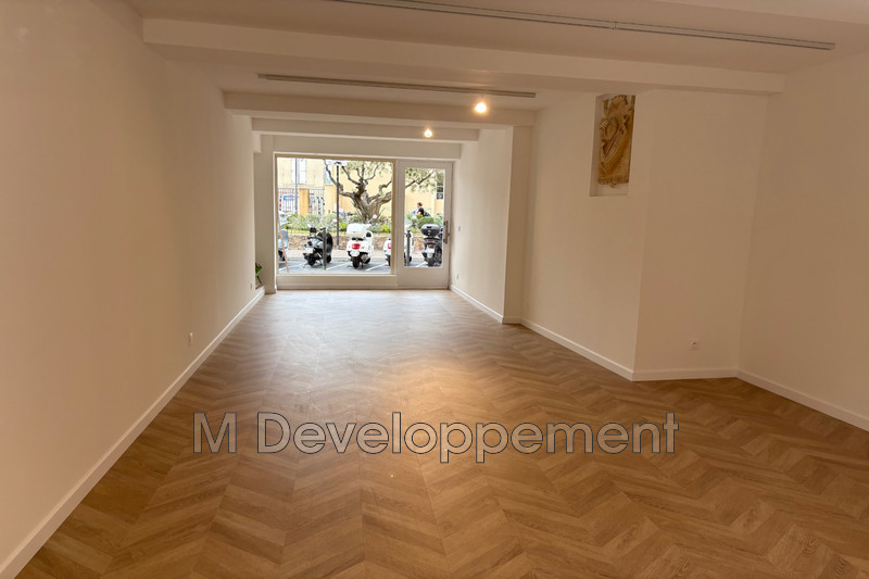 Professionnel local commercial Saint-Tropez  