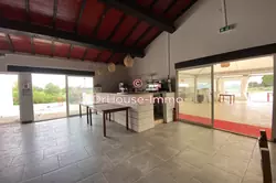 Professionnel locaux Aigues-Mortes  