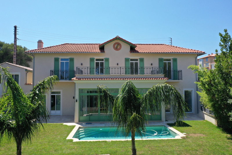 House Antibes   to buy house  4 bedroom   245&nbsp;m&sup2;