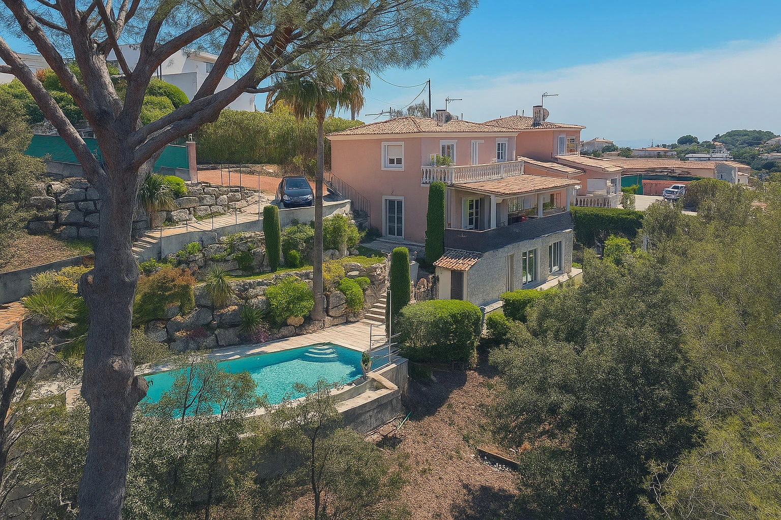 Maison 2 pièces 233 m² · à Cagnes-sur-Mer · 233 m² · 1 100 000 €