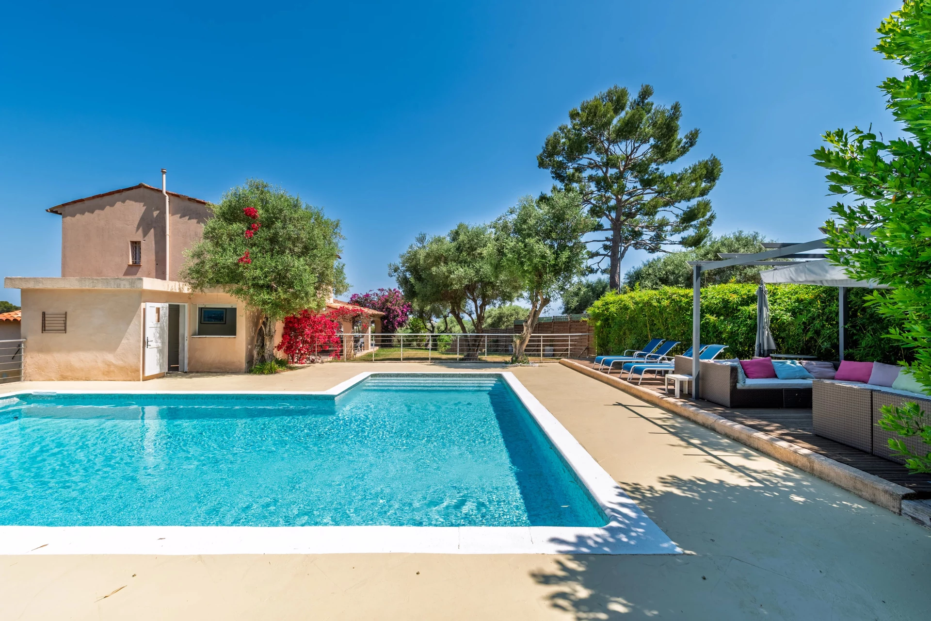 Maison 158 m² · à Antibes · 158 m² · 1 290 000 €