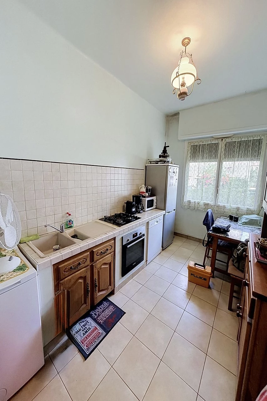 Appartement 3 pièces 71 m² · à Nice · 71 m² · 225 000 €