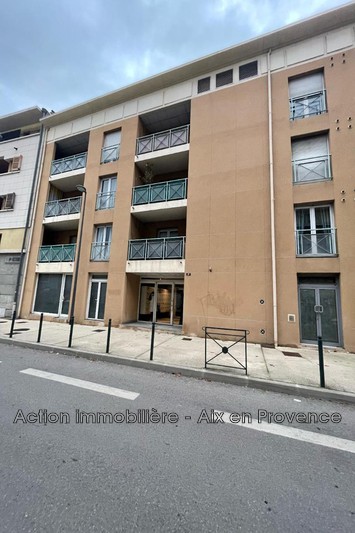 Location garage / box Aix-en-Provence  