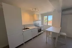 Location Appartement rénové Aix-en-Provence  