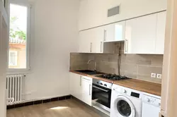 Location Appartement rénové Aix-en-Provence  
