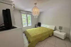 Location saisonnière Appartement F2 en centre ville Sainte-Maxime  
