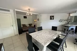 Location saisonnière Appartement F2 en centre ville Sainte-Maxime  