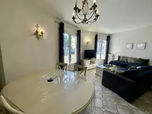 Location saisonnière Appartement F3 avec vue mer. Sainte-Maxime  Location saisonnière Appartement F3 avec vue mer. Sainte-Maxime