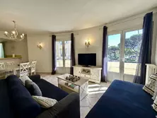 Location saisonnière Appartement F3 avec vue mer. Sainte-Maxime  Location saisonnière Appartement F3 avec vue mer. Sainte-Maxime