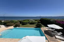 Location saisonnière Villa avec vue mer et piscine Sainte-Maxime  