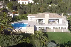 Location saisonnière Villa avec piscine et vue mer Les Issambres  