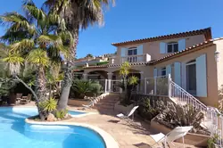 Location saisonnière Villa avec piscine et vue mer Sainte-Maxime  