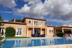 Location saisonnière Villa avec piscine et vue mer Sainte-Maxime  
