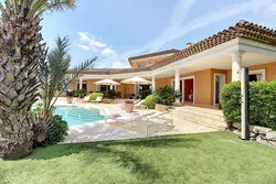 Location saisonnière Villa avec vue sur mer et piscine Sainte-Maxime  