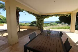 Location saisonnière Villa avec vue mer et piscine Grimaud  