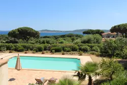Location saisonnière Villa avec vue mer et piscine Grimaud  
