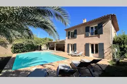 Location saisonnière Villa avec piscine Sainte-Maxime  