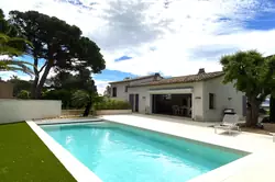Location saisonnière Villa avec piscine Grimaud  