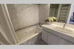 Location saisonnière appartement T2 en centre ville Sainte-Maxime  