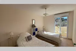 Location saisonnière appartement T2 en centre ville Sainte-Maxime  