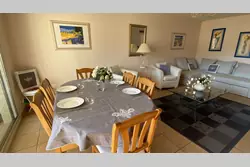Location saisonnière appartement T2 en centre ville Sainte-Maxime  