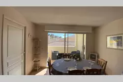 Location saisonnière appartement T2 en centre ville Sainte-Maxime  
