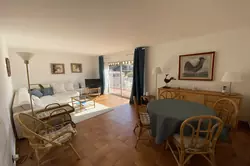 Location saisonnière T2 résidence avec piscine Sainte-Maxime  
